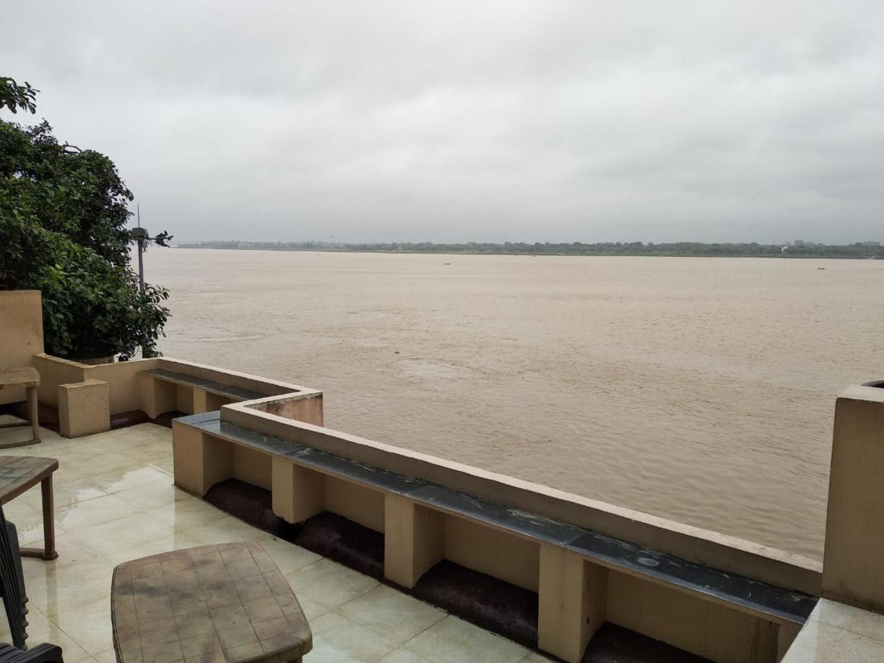 Ajay Guest House Varanasi Exterior photo